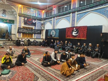 تصاویر/ آیین سوگواری ایام شهادت حضرت فاطمه(س) در بیت و مسجد آیت‌الله مصطفوی(ره‌) کاشان