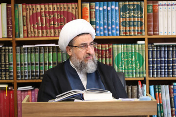 مؤمن واقعی نه از تهدید می‌هراسد و نه به سستی دعوت می‌شود