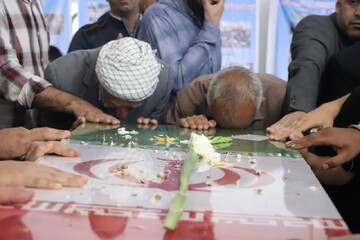 تصاویر/ حضور پیکر شهید گمنام در شهرستان مهران