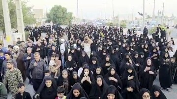 فیلم| استقبال از شهید گمنام در آبدان شهرستان دیّر