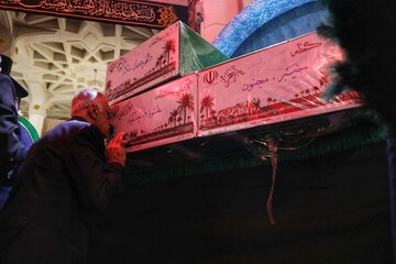 فیلم | سنگ تمام مردم روستای چالخاماز در تشییع شهید گمنام