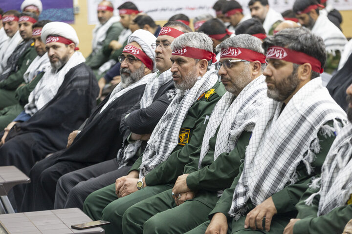 دیدار جمعی از فرماندهان اقشار و محلات با امام جمعه یزد