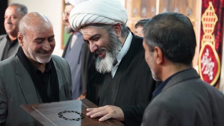 تصاویر / گردهمایی فعالان عرصه هیات زنجان و مداحی در "سرمشق فاطمی"