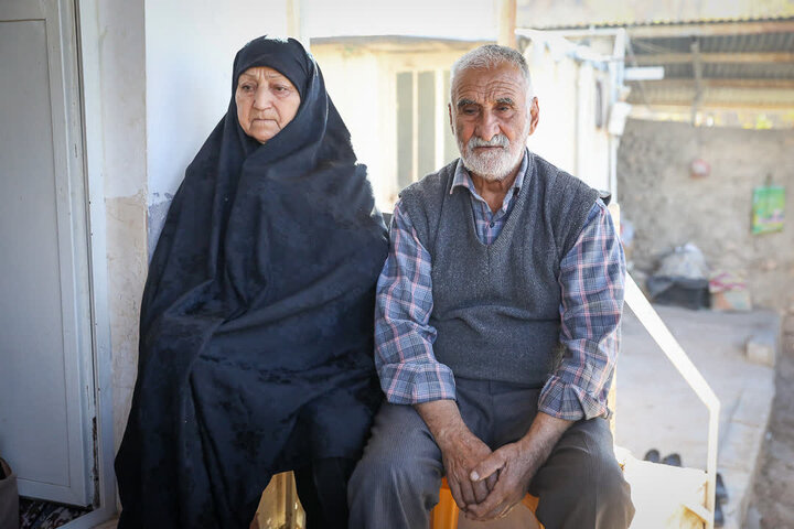 دیدار امام جمعه قزوین با خانواده شهید سلخوری