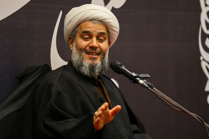 تصاویر/ حضور نماینده ولی فقیه در آذربایجان شرقی در جمع عزاداران در تبریز
