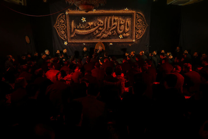 تصاویر/ حضور نماینده ولی فقیه در آذربایجان شرقی در جمع عزاداران در تبریز
