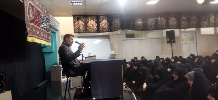 تصاویر/ نشست علمی «سبک زندگی فاطمی» در موسسه قرآن و عترت (ع) علی بن موسی الرضا(ع)