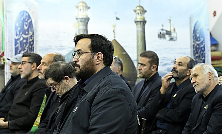 تصاویر/ تشرف خادمان آستان مقدسه حضرت معصومه(س) به حرم حضرت عبدالعظیم(ع)