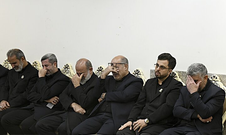 تصاویر/ تشرف خادمان آستان مقدسه حضرت معصومه(س) به حرم حضرت عبدالعظیم(ع)