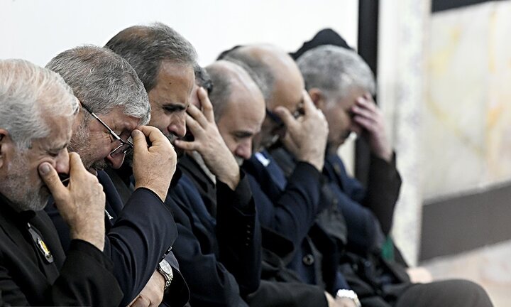 تصاویر/ تشرف خادمان آستان مقدسه حضرت معصومه(س) به حرم حضرت عبدالعظیم(ع)