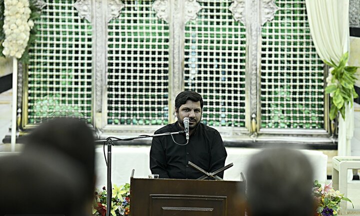 تصاویر/ تشرف خادمان آستان مقدسه حضرت معصومه(س) به حرم حضرت عبدالعظیم(ع)