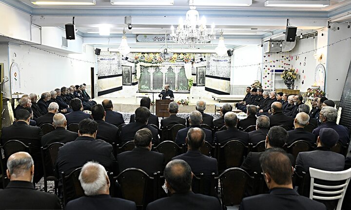 تصاویر/ تشرف خادمان آستان مقدسه حضرت معصومه(س) به حرم حضرت عبدالعظیم(ع)