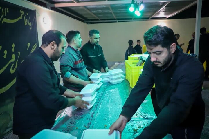 تصاویر| مراسم سوگواری فاطمیه (دهه دوم) رزمندگان اسلام در اصفهان