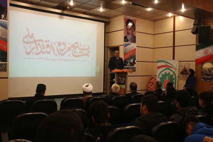 تصاویر/ شب شعر فاطمی در شهرستان کامیاران