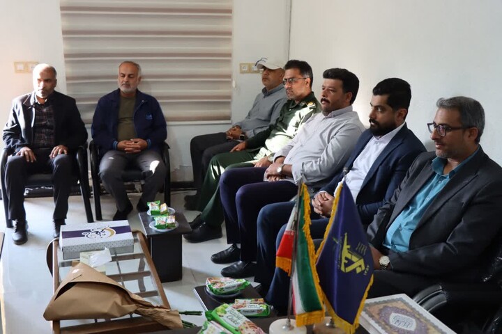 تصاویر/ تقدیر امام جمعه عالیشهر از جمعی از بسیجیان