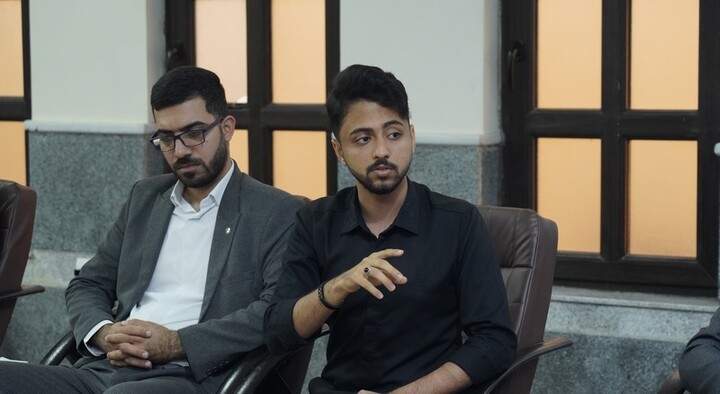 تصاویر/ نشست مسئول اتحادیه انجمن‌های اسلامی دانش‌آموزان بوشهر با امام جمعه