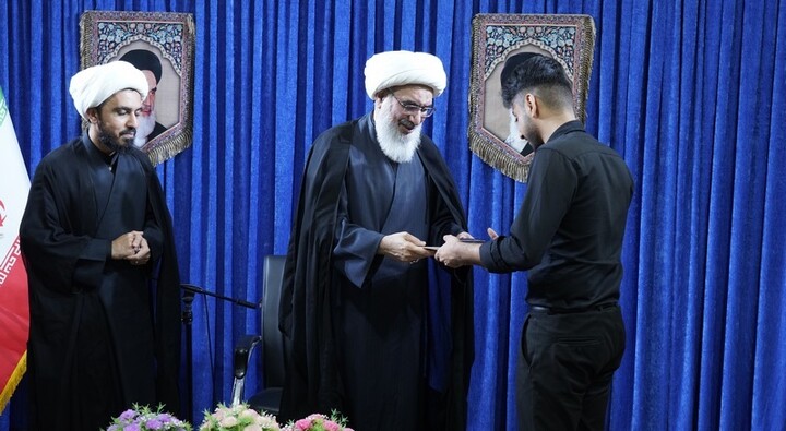 تصاویر/ نشست مسئول اتحادیه انجمن‌های اسلامی دانش‌آموزان بوشهر با امام جمعه