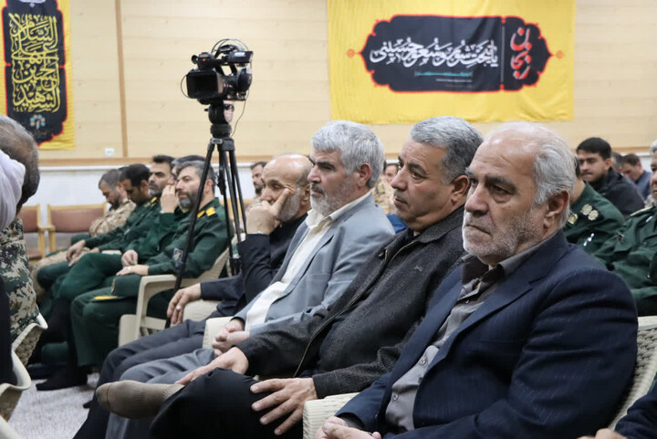 تصاویر | دیدار امام جمعه زنجان با بسیجیان این استان