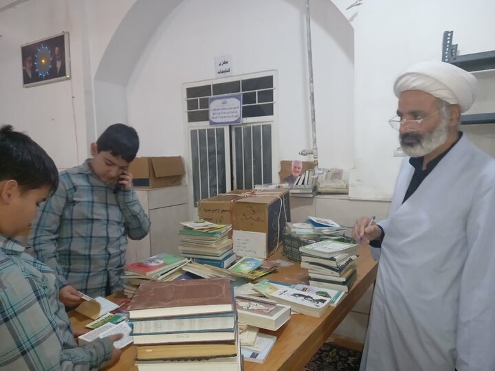 تصاویر/ جذب و پذیرش مدرسه علمیه آیت‌الله مصطفوی(ره) کاشان