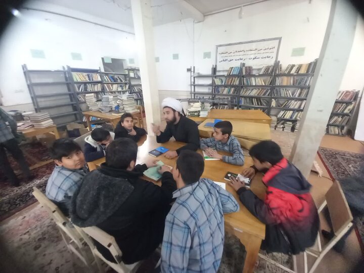 تصاویر/ جذب و پذیرش مدرسه علمیه آیت‌الله مصطفوی(ره) کاشان