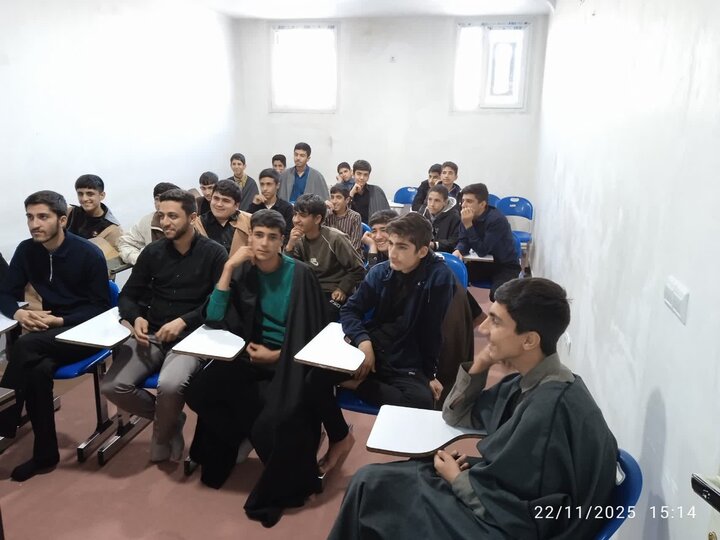 تصاویر/برگزاری برنامه های تهذیبی تربیتی در مدرسه علمیه نورآباد