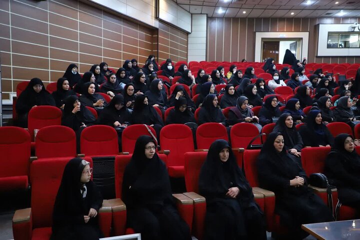 تصاویر/مراسم استقبال از پیکر مطهر شهید گمنام در دانشگاه آزاد اسلامی اراک