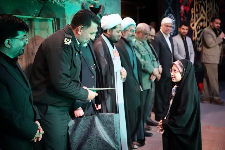 تصاویر/مراسم استقبال از پیکر مطهر شهید گمنام در دانشگاه آزاد اسلامی اراک