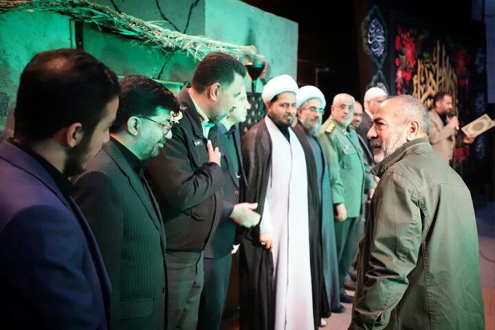 تصاویر/مراسم استقبال از پیکر مطهر شهید گمنام در دانشگاه آزاد اسلامی اراک