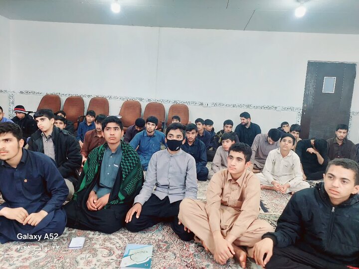 برگزاری جلسه پاسخ به شبهات در مدرسه علمیه پیامبر اعظم(ص)