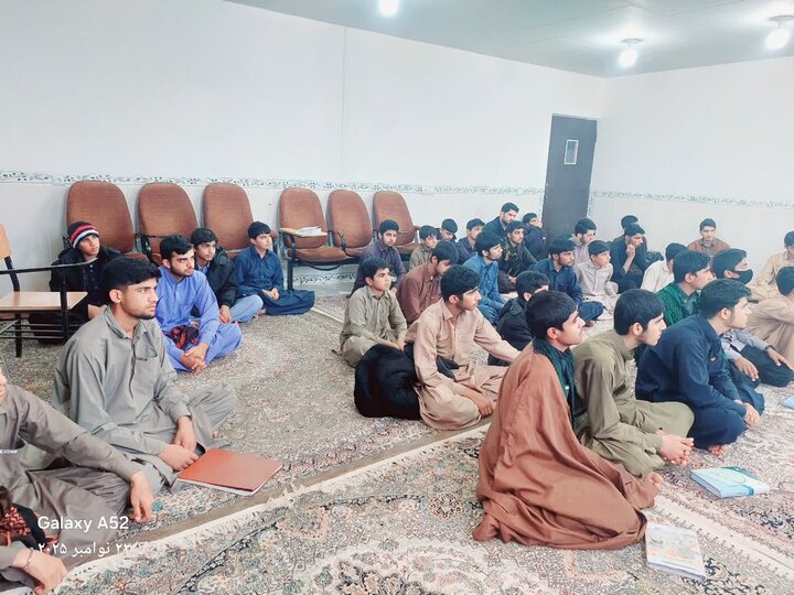 برگزاری جلسه پاسخ به شبهات در مدرسه علمیه پیامبر اعظم(ص)