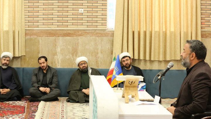 تصاویر / مراسم پیشگامان رهایی در مدرسه علمیه امیرالمومنین‌(ع) تبریز