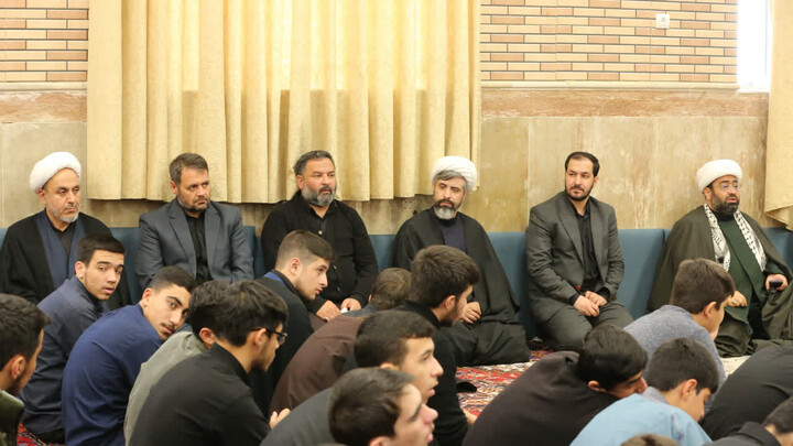 تصاویر / مراسم پیشگامان رهایی در مدرسه علمیه امیرالمومنین‌(ع) تبریز