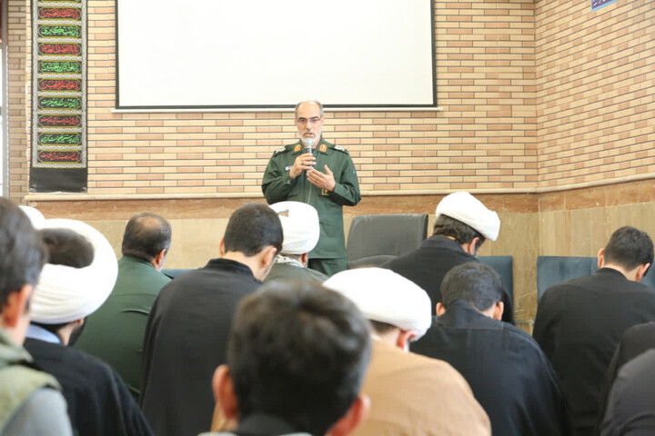 تصاویر / مراسم پیشگامان رهایی در مدرسه علمیه امیرالمومنین‌(ع) تبریز