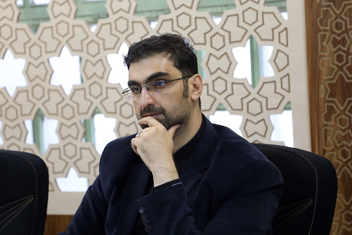 تصاویر/ نشست خبری مدیر گروه‌های جهادی حوزه‌های علمیه کشور