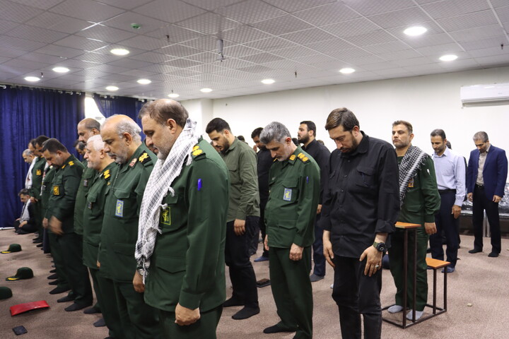 دیدار فرمانده و مسئولین سپاه ولیعصر(عج) استان با نماینده ولی فقیه در خوزستان