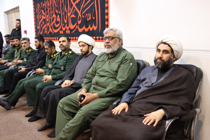 دیدار فرمانده و مسئولین سپاه ولیعصر(عج) استان با نماینده ولی فقیه در خوزستان