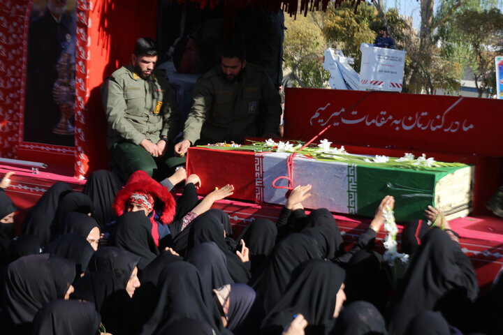 تصاویر/ استقبال مردم شهر فلاورجان از کاروان اهالی بهشت