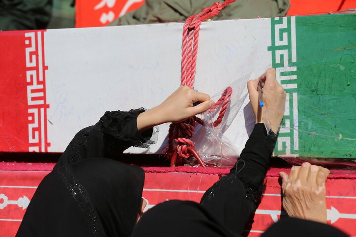 تصاویر/ استقبال مردم شهر فلاورجان از کاروان اهالی بهشت