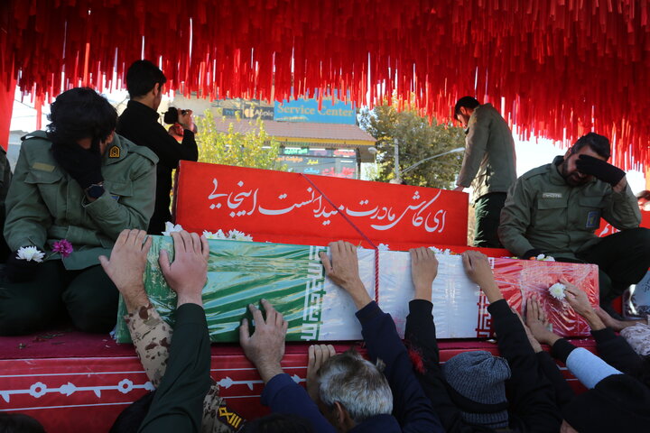 تصاویر/ استقبال مردم شهر فلاورجان از کاروان اهالی بهشت