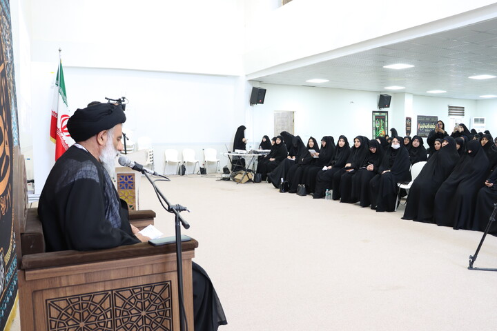 نشست بانوان فاطمی به میزبانی دفتر امام جمعه اهواز