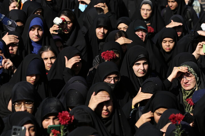 تصاویر / سنگ تمام دانشجویان اصفهانی در استقبال از کاروان اهالی بهشت