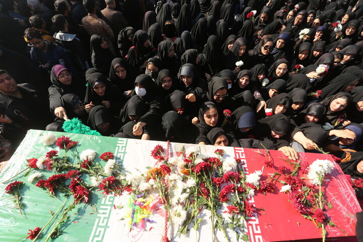 تصاویر / سنگ تمام دانشجویان اصفهانی در استقبال از کاروان اهالی بهشت