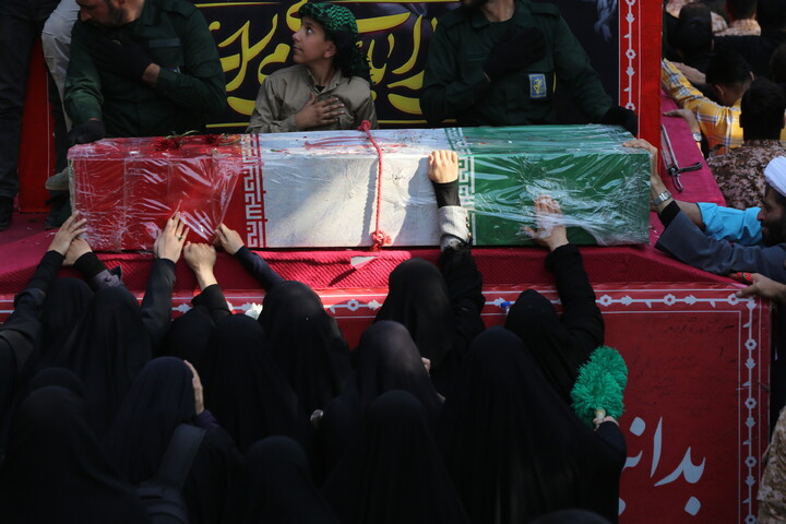 تصاویر / سنگ تمام دانشجویان اصفهانی در استقبال از کاروان اهالی بهشت