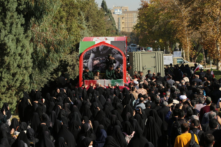 تصاویر / سنگ تمام دانشجویان اصفهانی در استقبال از کاروان اهالی بهشت