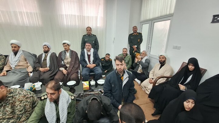 تصاویر / دیدار بسیجیان عجب‌شیر با امام‌جمعه این شهرستان