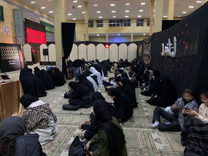 تصاویر / اقامه عزاداری شهادت حضرت فاطمه زهرا‌ "س" در دانشگاه شهید مدنی آذربایجان