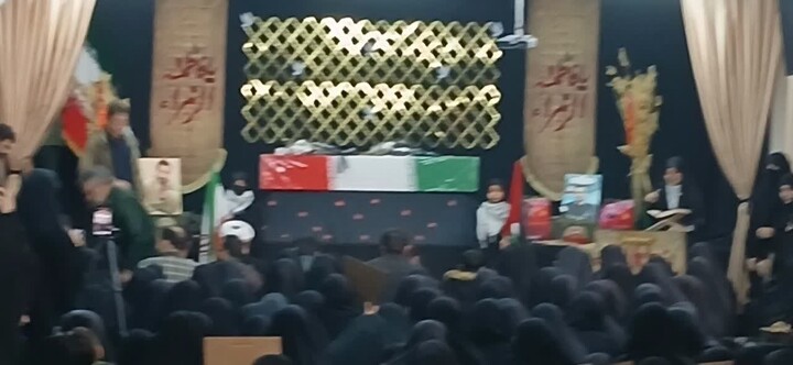 تصاویر / استقبال طلاب، کادر و اساتید حوزه‌ های علمیه خواهران تبریز از شهید گمنام