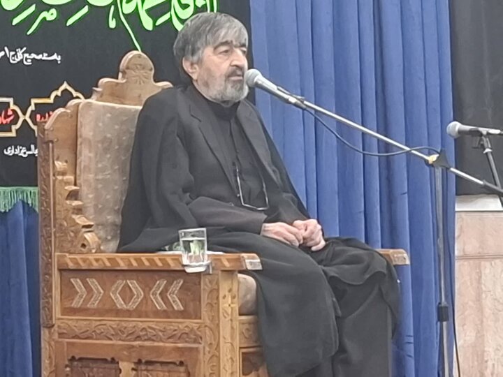 تصاویر/ آیین سوگواری ایام شهادت حضرت فاطمه(س) در حسینیه آیت الله یثربی کاشان