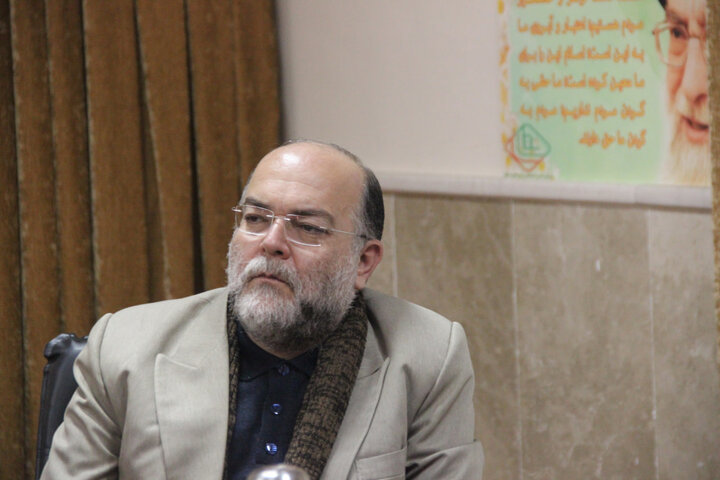 نشست مدیر و معاوینن مرکز مدیریت حوزه علمیه قزوین با حجت الاسلام والمسلمین سید منذر حکیم