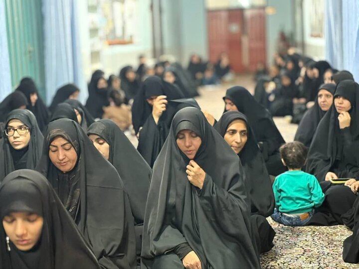 تصاویر/ مراسم‌عزاداری شهادت حضرت زهرا(س) در مدرسه علمیه فاطمه الزهرا(س) بم